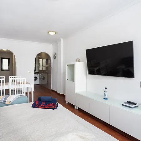 Buho Cristianos Apartament