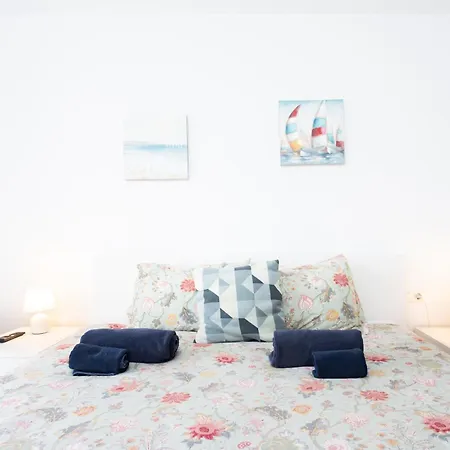 Buho Cristianos Apartament